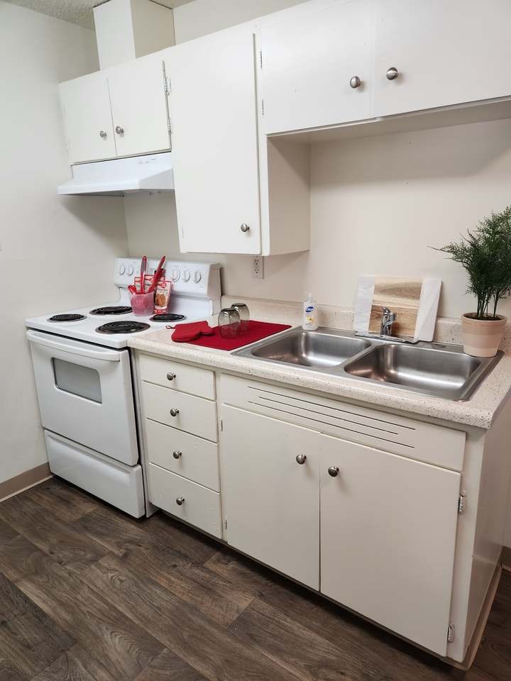 Wisteria Walk - Photo 4 of 20