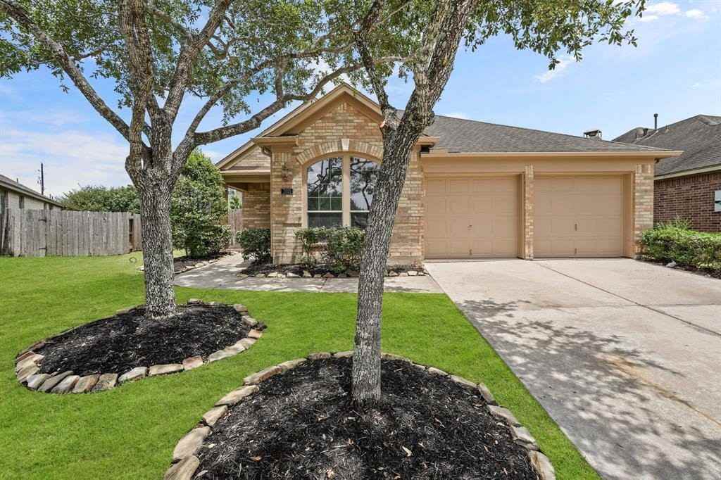 Balsam Lake Ln, Pearland, TX 77584 4 Bedroom Apartment for Rent