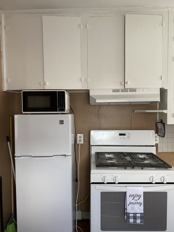 165 Anita Circle - Photo 3 of 10