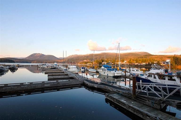 5714 Emily Way - Photo 2 of 17