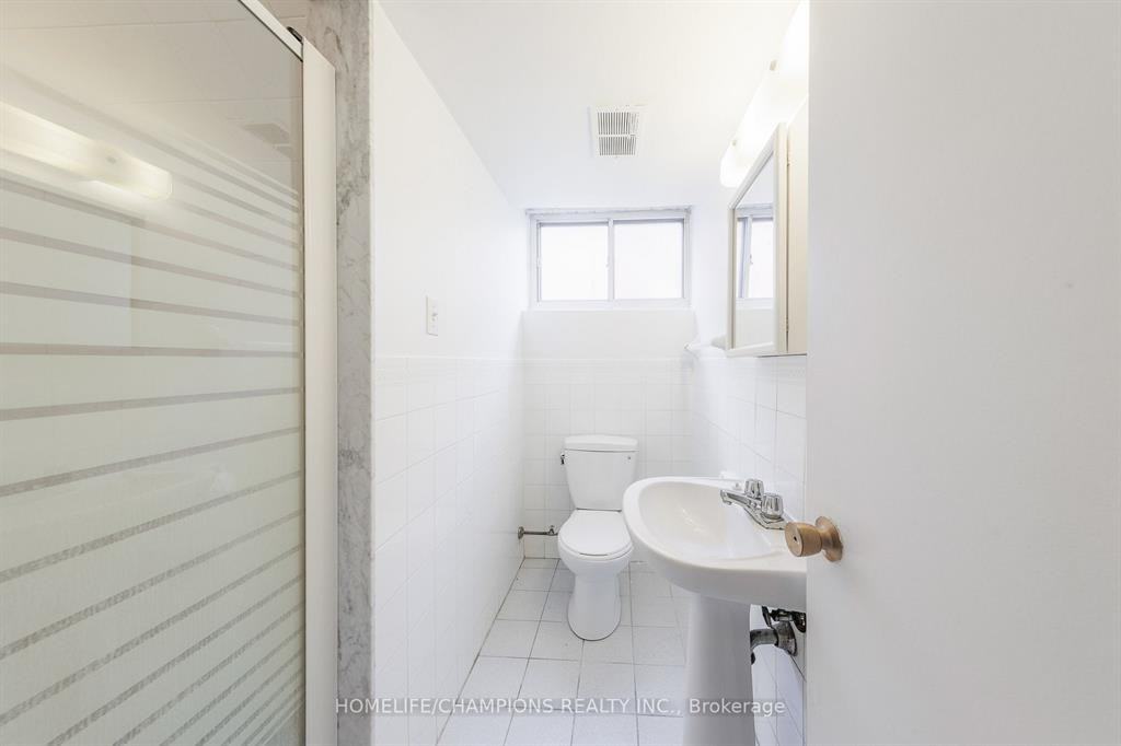 169 Combe Avenue - Photo 3 of 10