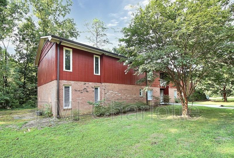 4722 Nc Hwye - Photo 2 of 29