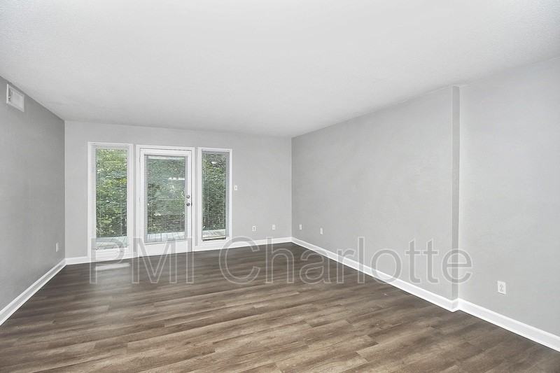 4722 Nc Hwye - Photo 7 of 29