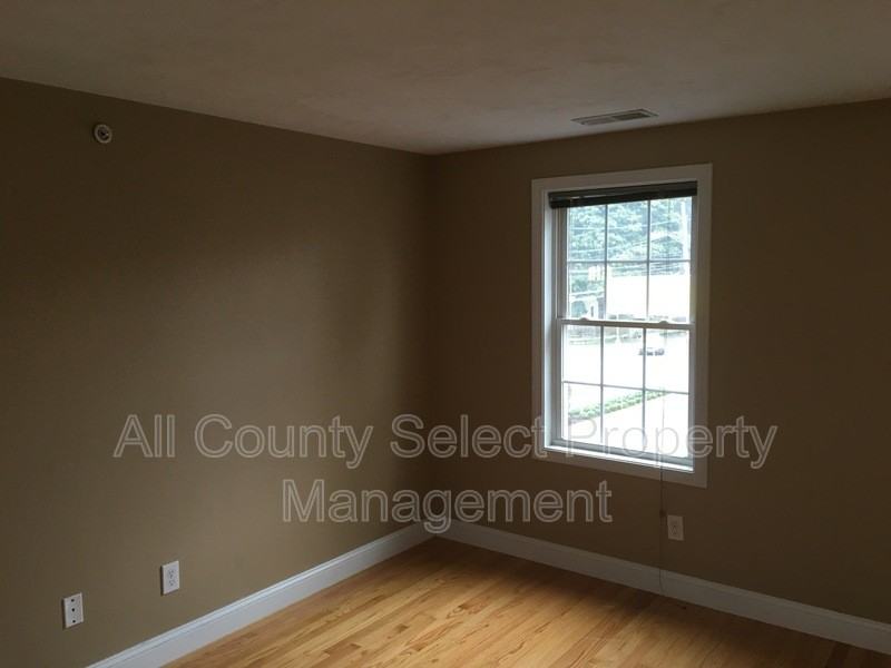 83 Holten St #3 - Photo 4 of 14
