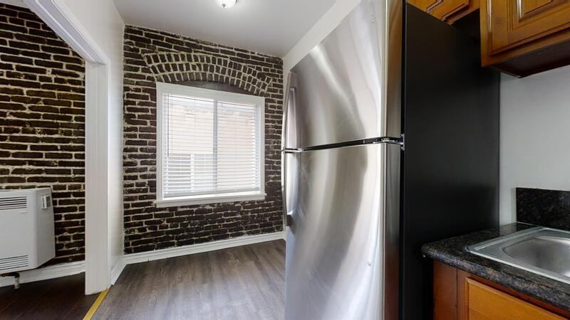 738 S New Hampshire Ave - Photo 5 of 18