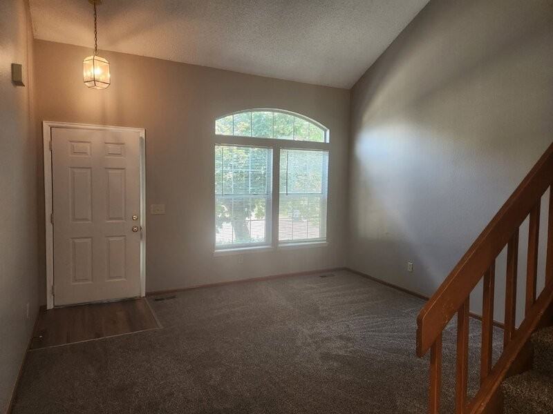 12541 Mckenzie Ct - Photo 2 of 22