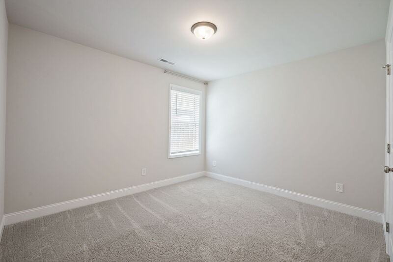 236 Cherry Laurel Dr - Photo 5 of 33