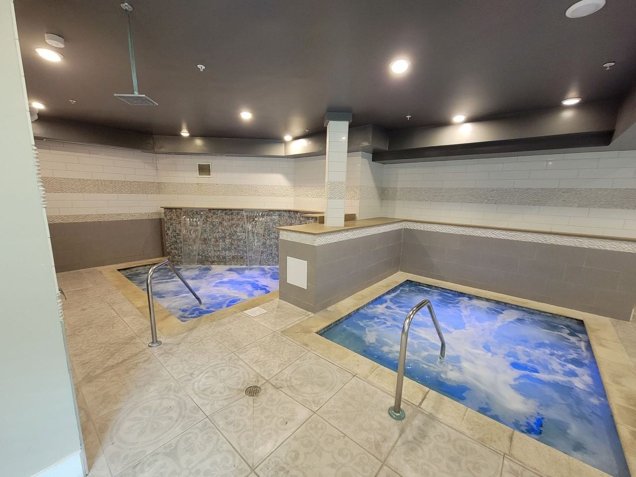 Novus Westshore - Photo 7 of 40