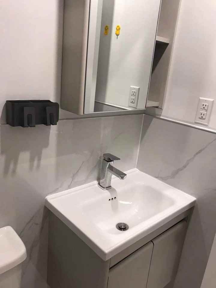 35 Denison Avenue - Photo 2 of 6