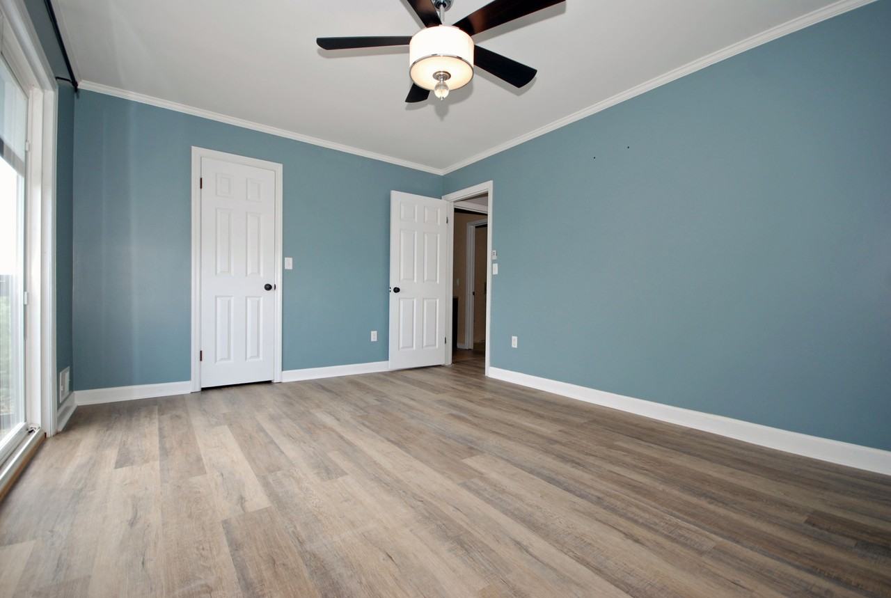 206 Spruce Hills Dr - Photo 3 of 24