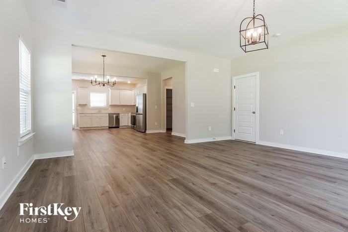 659 Troubadour Ln - Photo 3 of 15