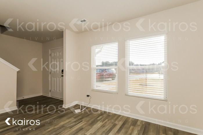 304 E Boulder Rd - Photo 2 of 17