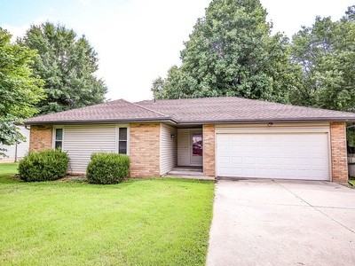 4350 W Enyart St #NA - Photo 2 of 9