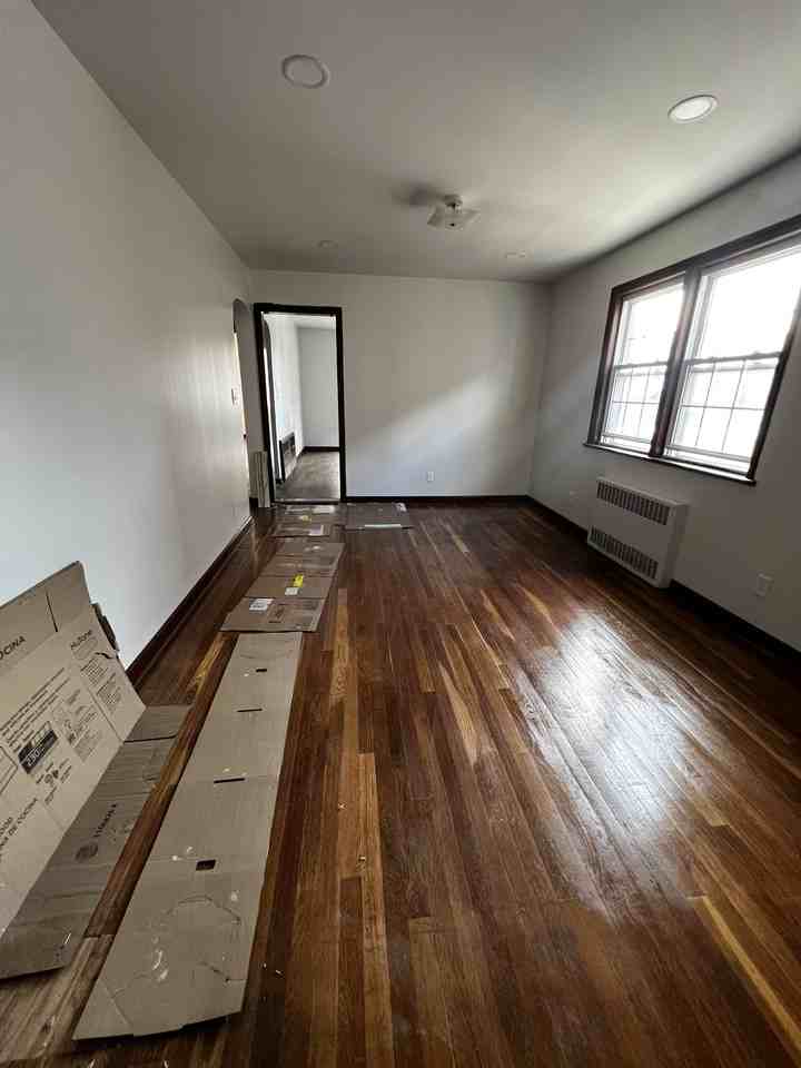 10314 120th St #1 - Photo 3 of 9