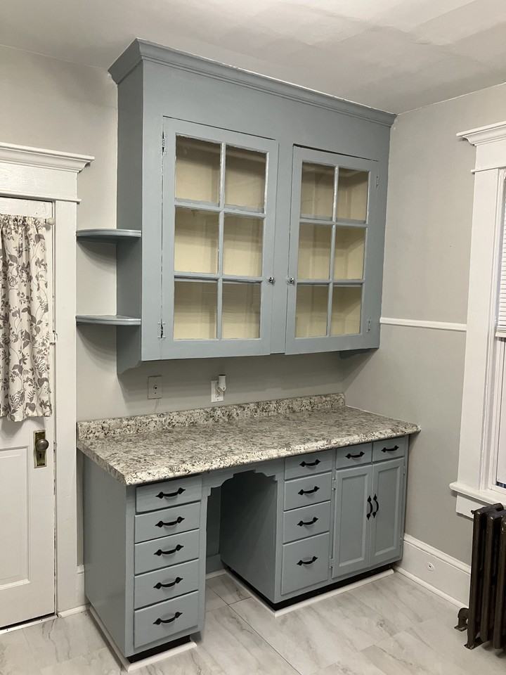 320 Washington Ter #A - Photo 3 of 11