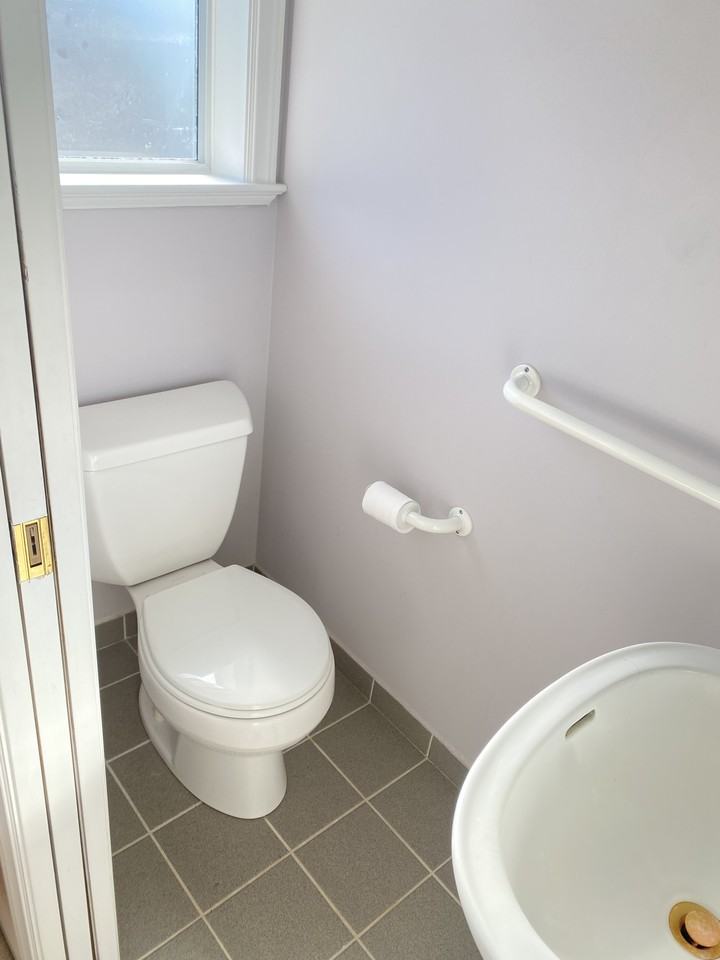 7298 Beechwood Street - Photo 7 of 8