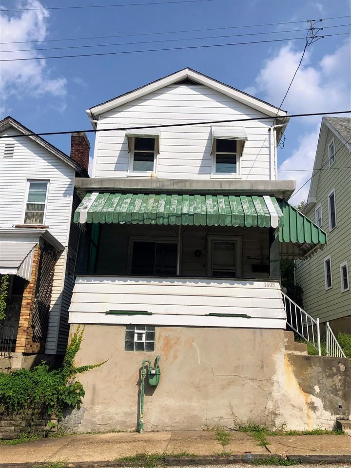 1405 Packer St #1L