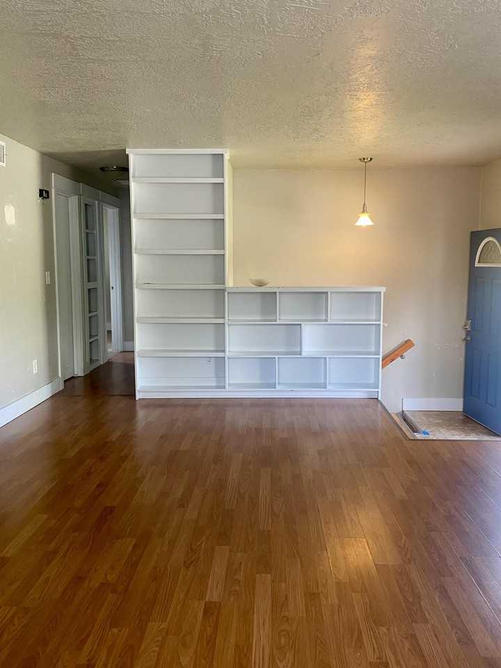 1541 W Marilyn Cir #1 - Photo 2 of 26