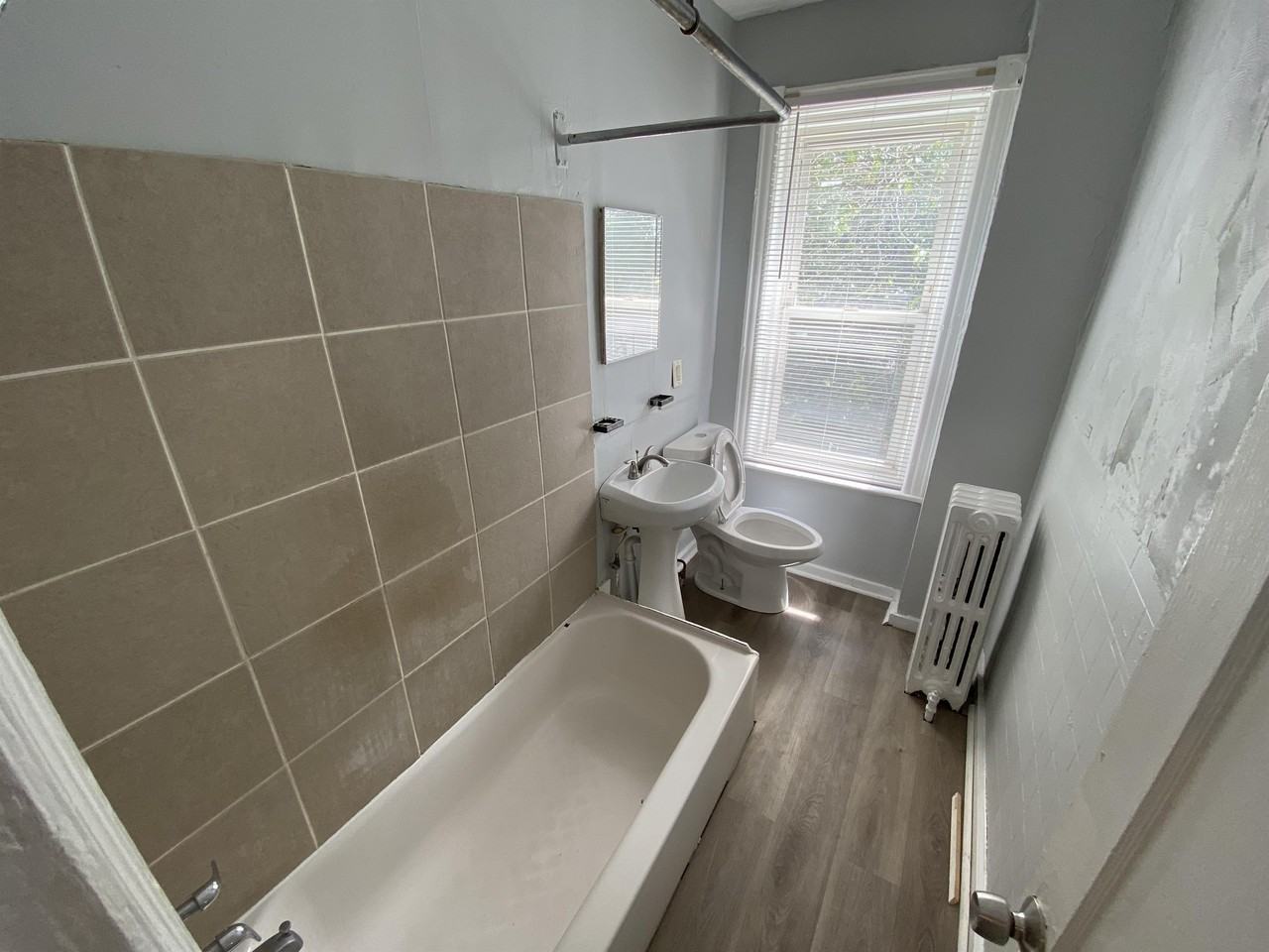 1032 Liberty St #1 - Photo 3 of 5