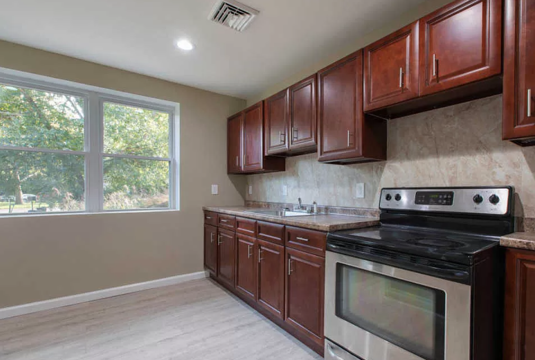 5525 Schumacher Dr #1 - Photo 3 of 6