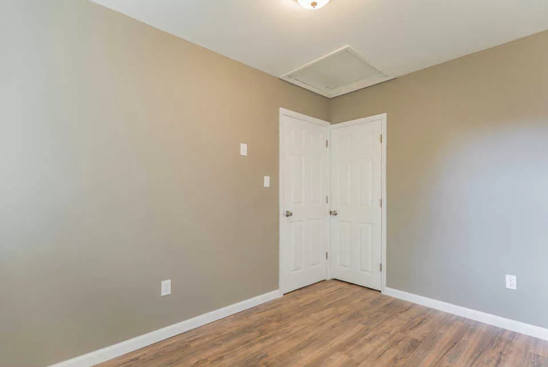5525 Schumacher Dr #1 - Photo 4 of 6