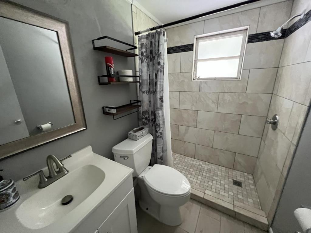 404 Quail Roost Dr - Photo 6 of 8