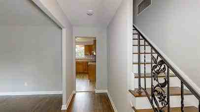 516 Oak Dr - Photo 3 of 10