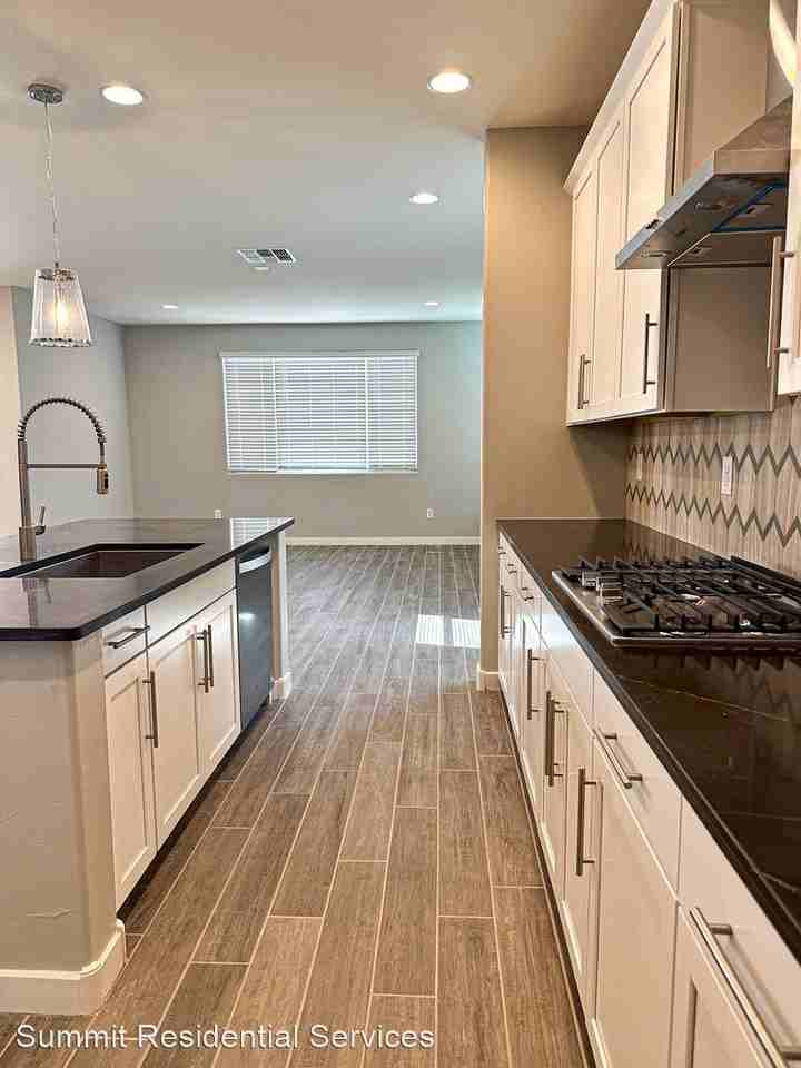 13852 E Silver Pine Trl - Photo 3 of 20