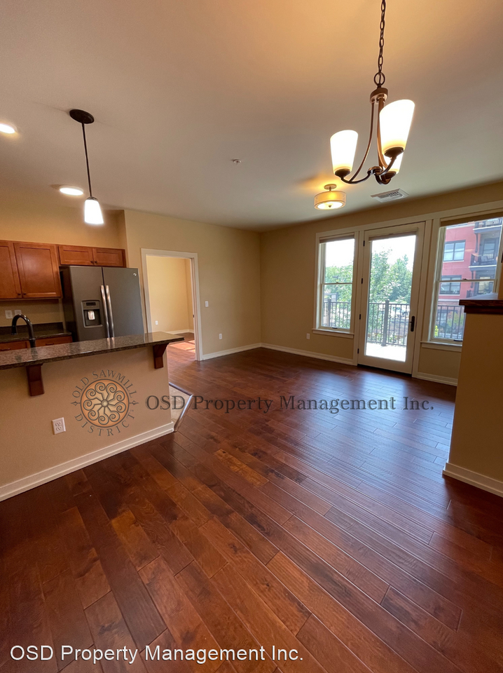 835 Wyoming St - Photo 2 of 13