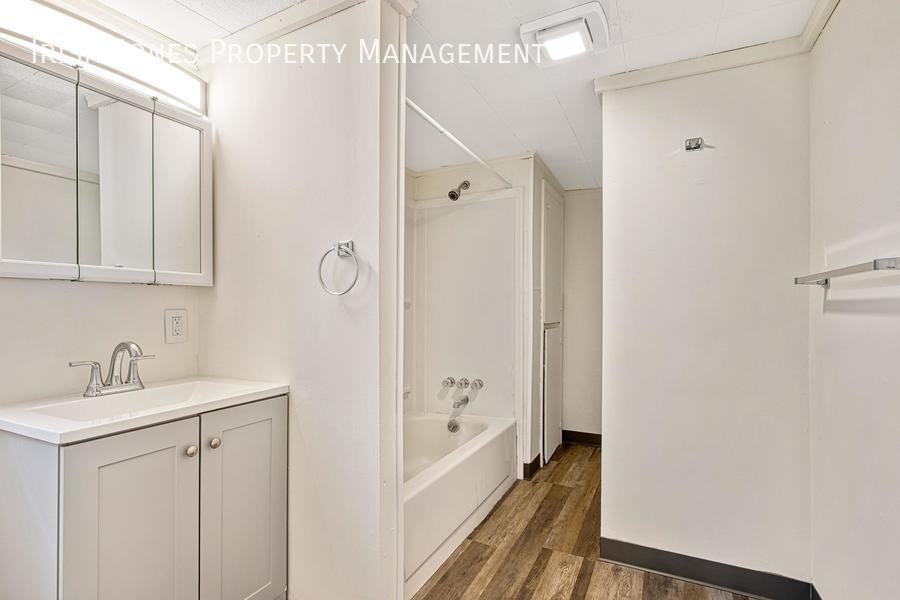 223 Church St #2 - Photo 3 of 15