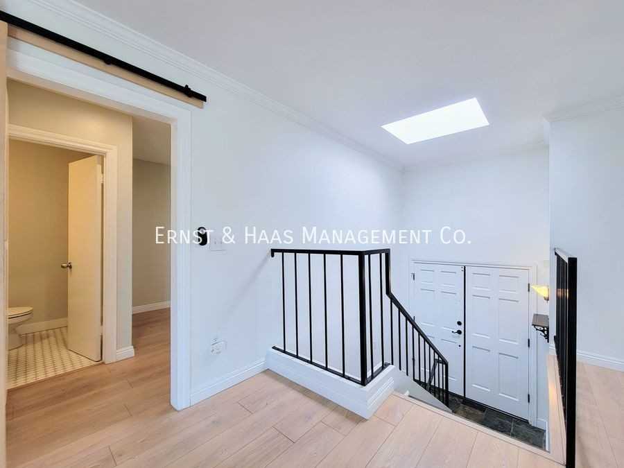 2265 Ohio Ave - Photo 3 of 38