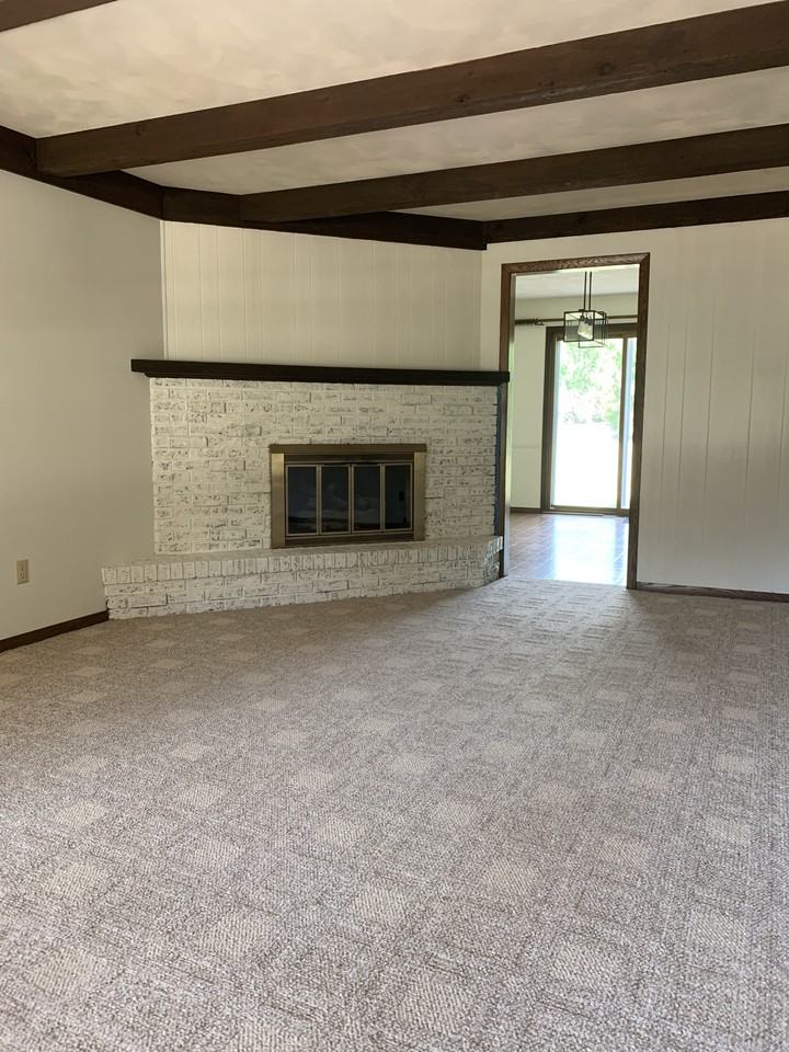 920 E Northwood Dr #920 - Photo 3 of 13