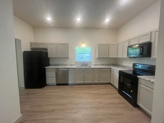 904 W Live Oak St #NA - Photo 2 of 19
