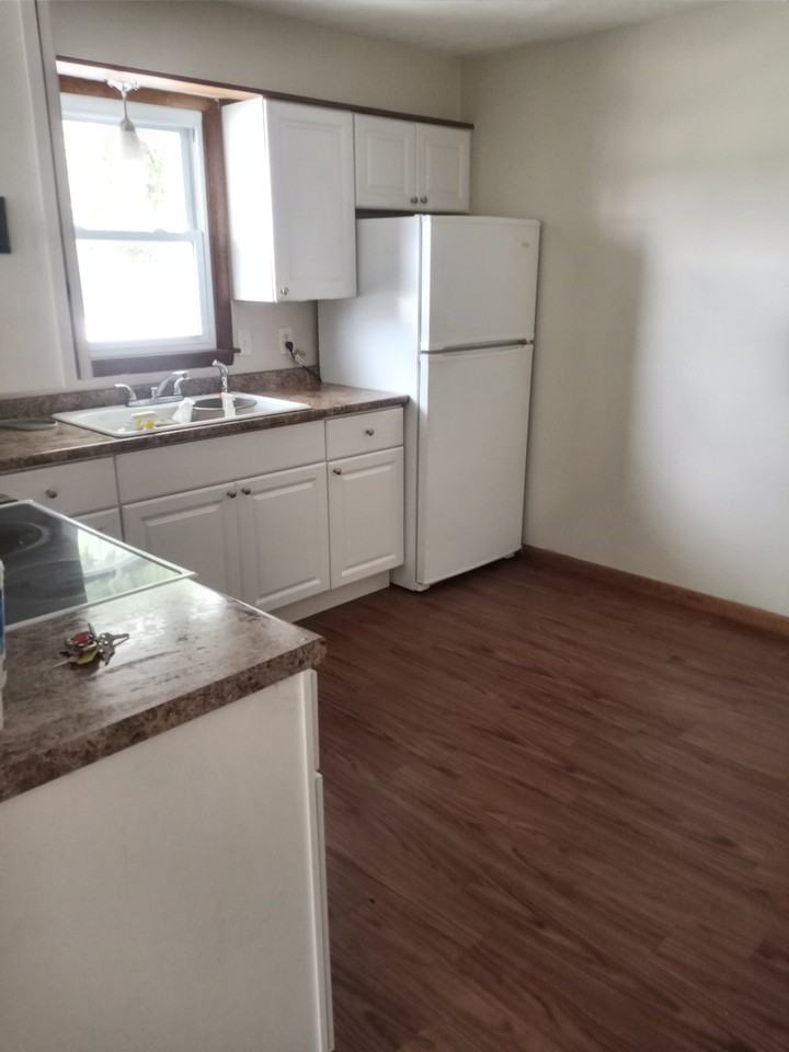 404 W Richland Ave #4 - Photo 2 of 4