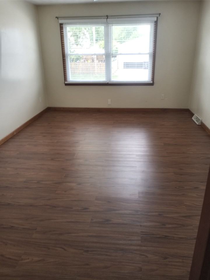 404 W Richland Ave #4 - Photo 3 of 4