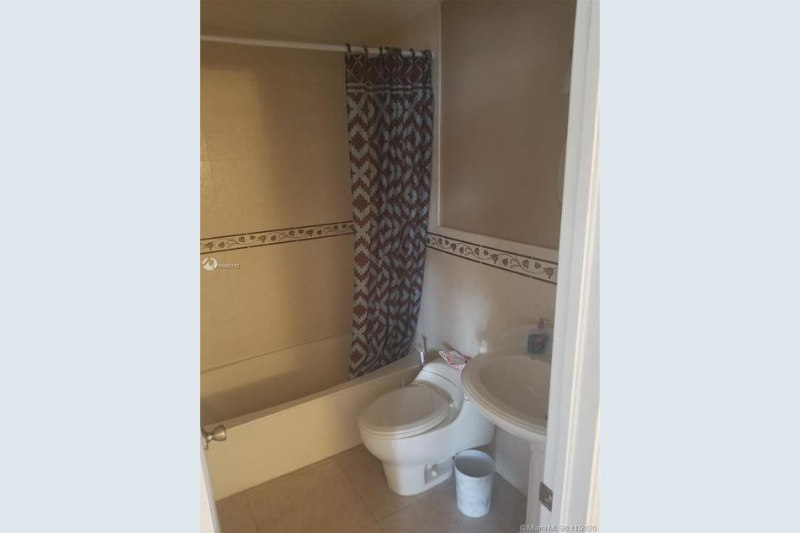 13320 Swst - Photo 3 of 6