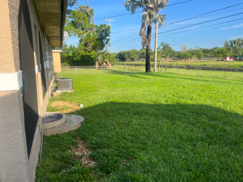 3241 Nw 154th Ter - Photo 5 of 33