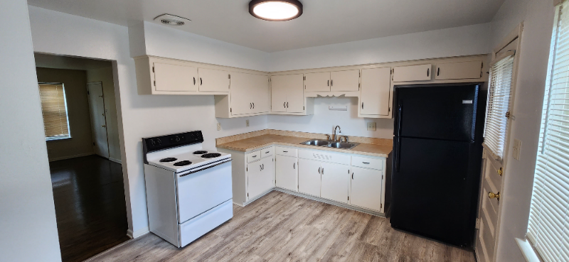 3229 S 99th St #2 - Photo 3 of 9