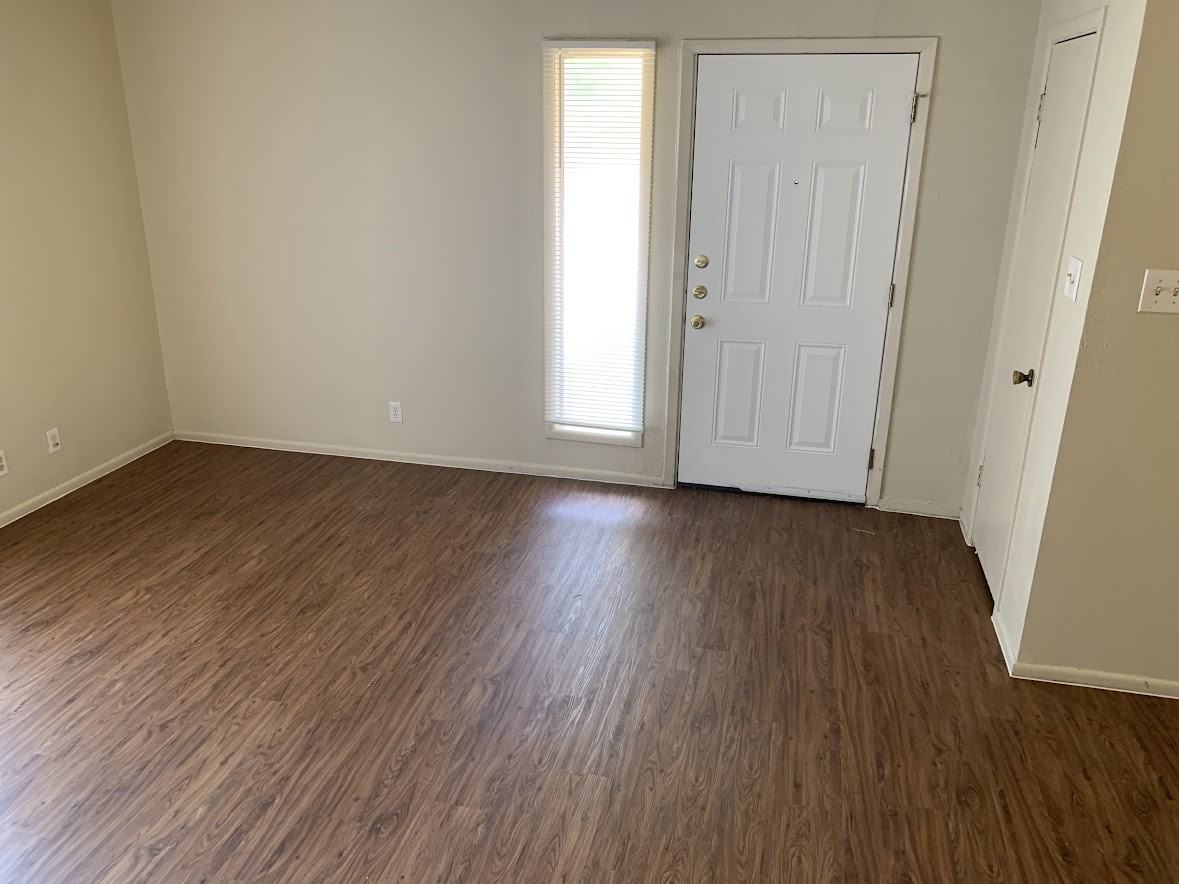 419 Live Oak St #1 - Photo 2 of 15