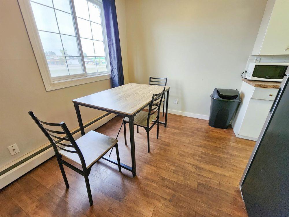 4552 4621 Veterans Way - 26 - Photo 3 of 6