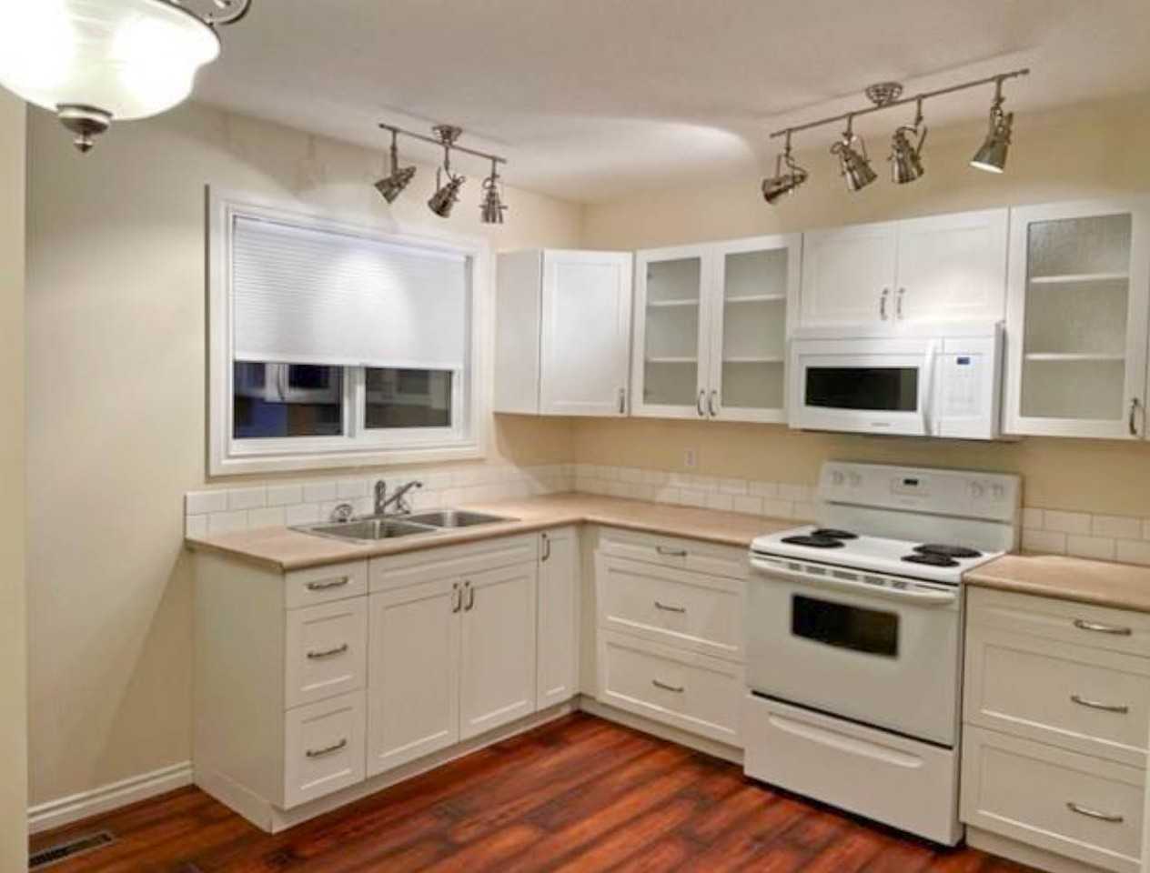 8420 95 Ave #1 - Photo 2 of 12