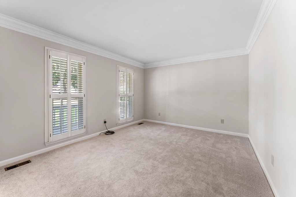 170 West Ct #1 - Photo 5 of 30