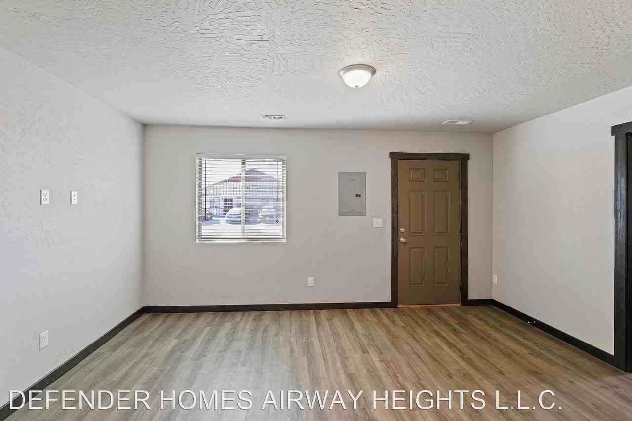 13908 W Redding Dr - Photo 3 of 9