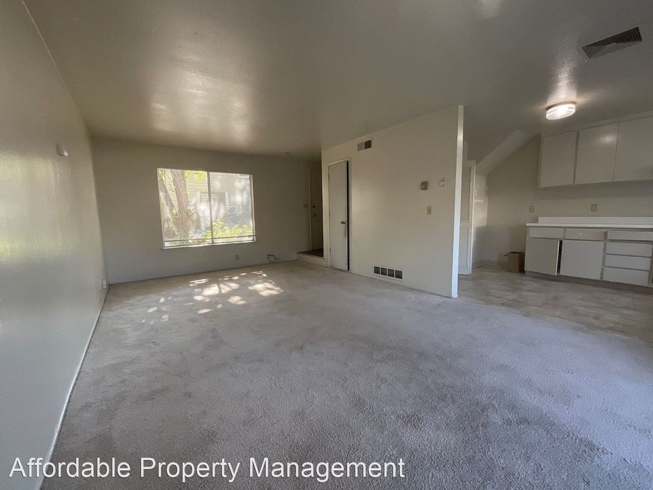 4100 Aquarius Cir - Photo 2 of 20