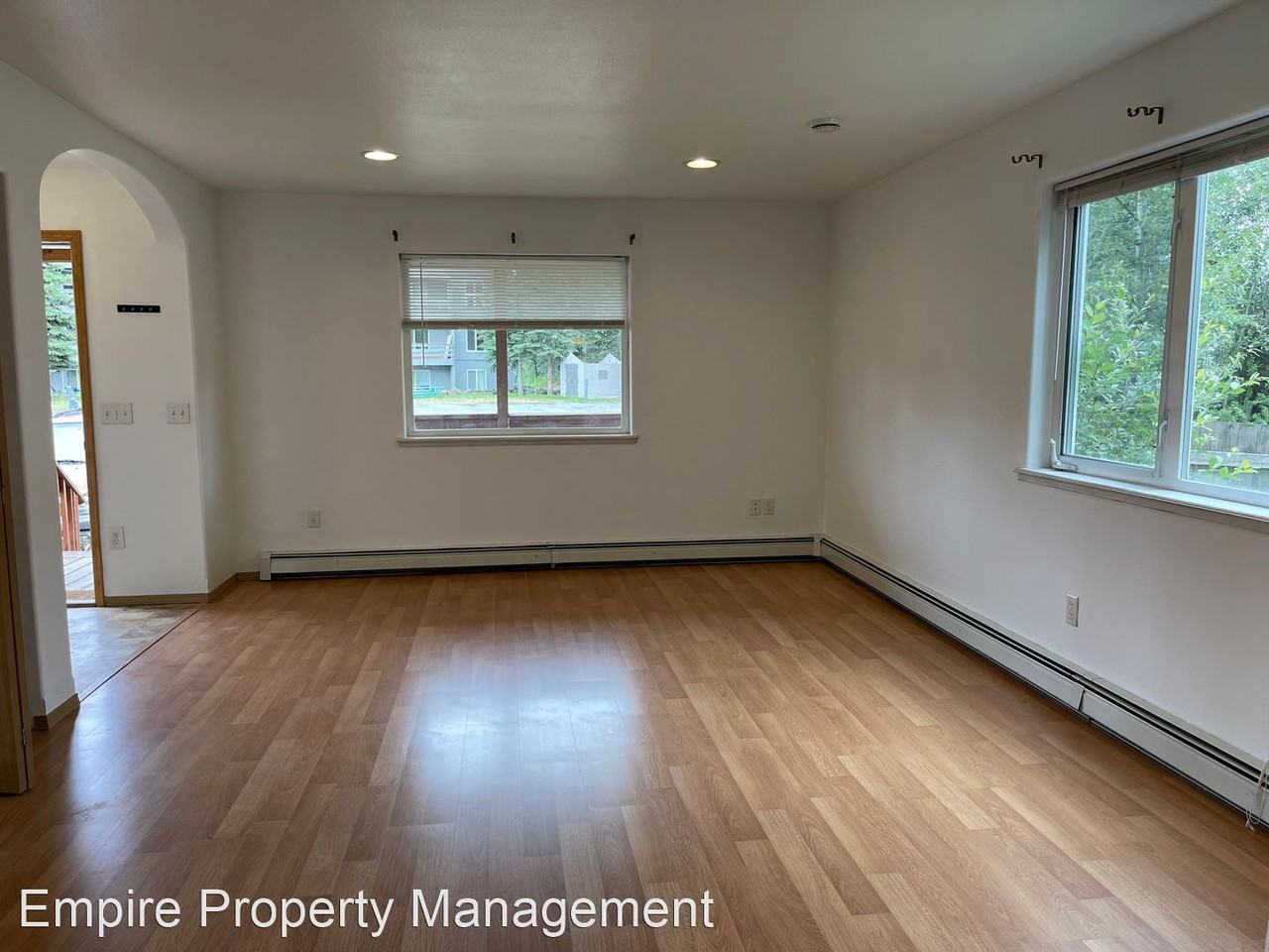 177 Vassar Cir - Photo 3 of 14