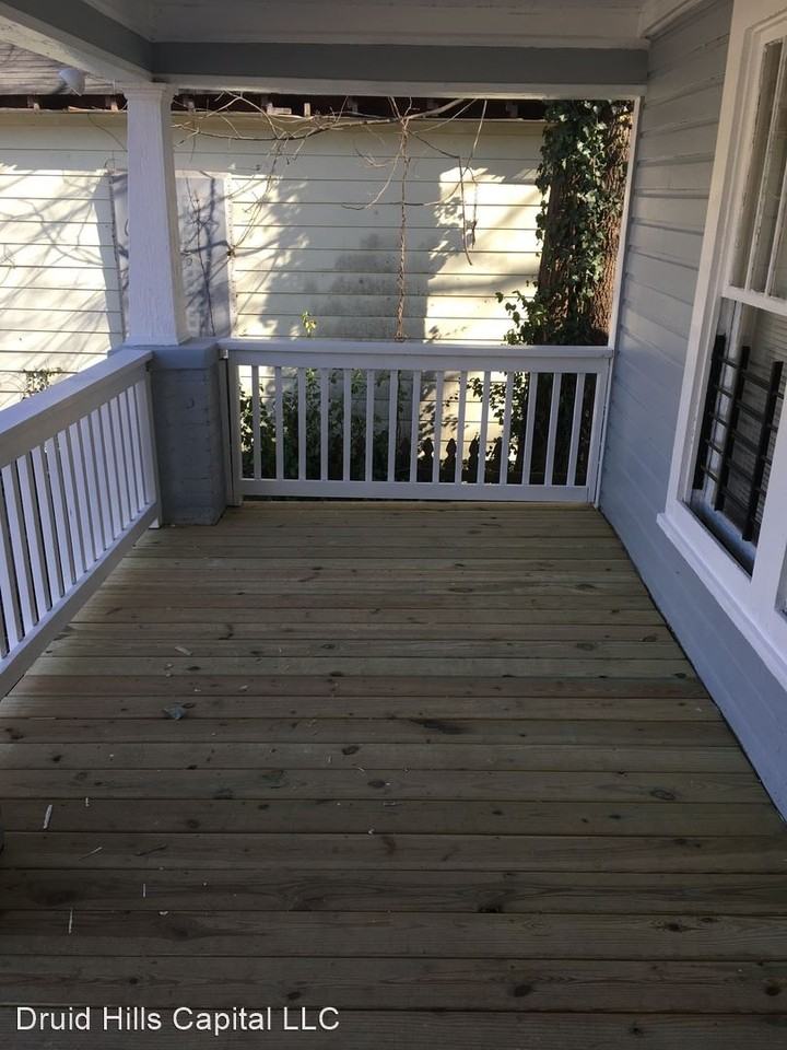 896 Spencer St Nw - Photo 2 of 13