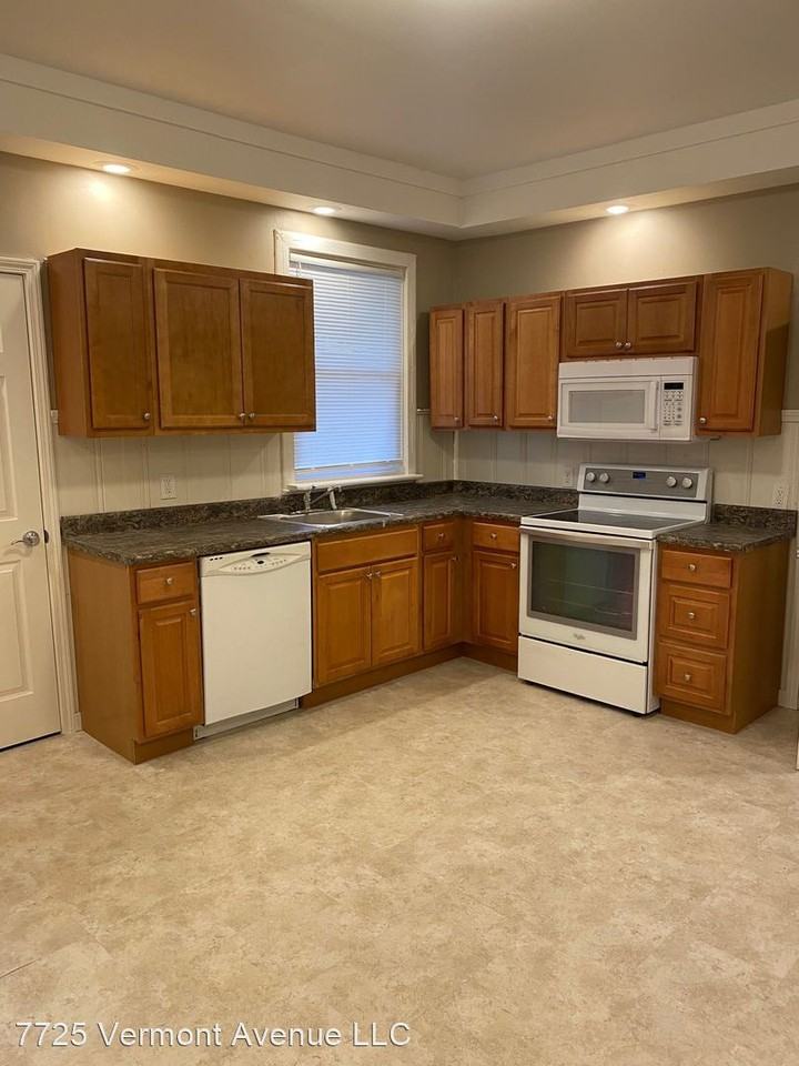 7725 Vermont Ave - Photo 2 of 7