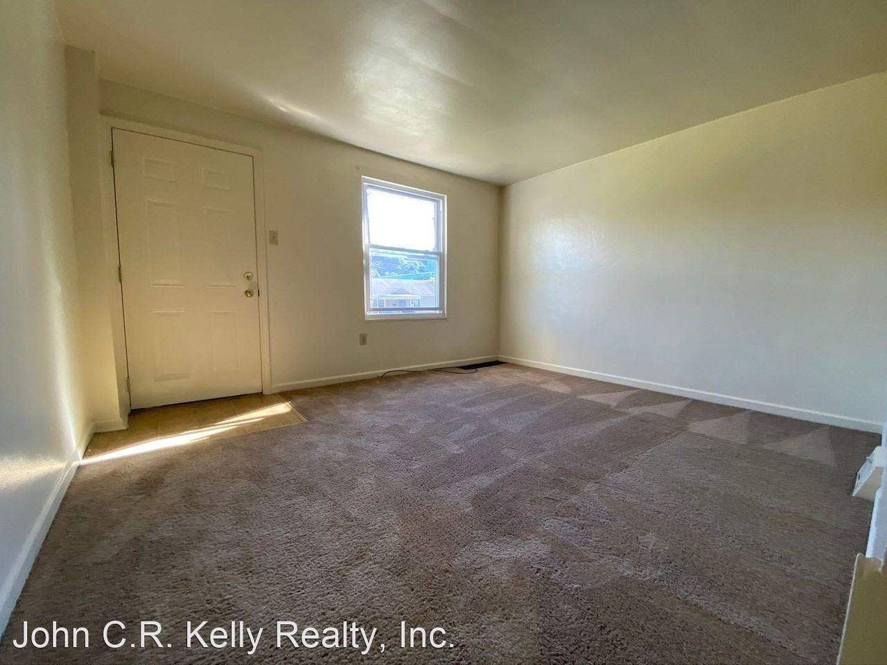 Lincoln Avenue - Photo 3 of 11