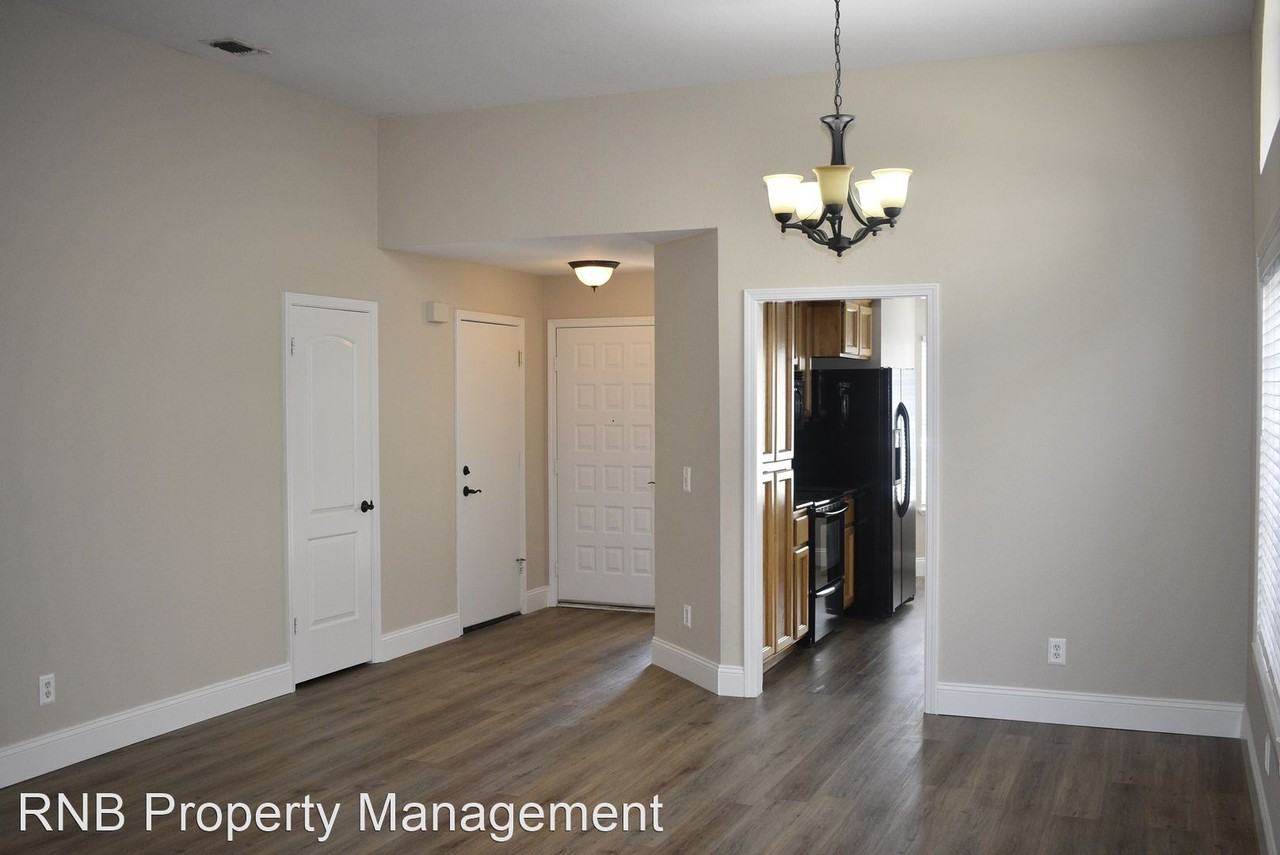 1203 Schooner Dr - Photo 2 of 13