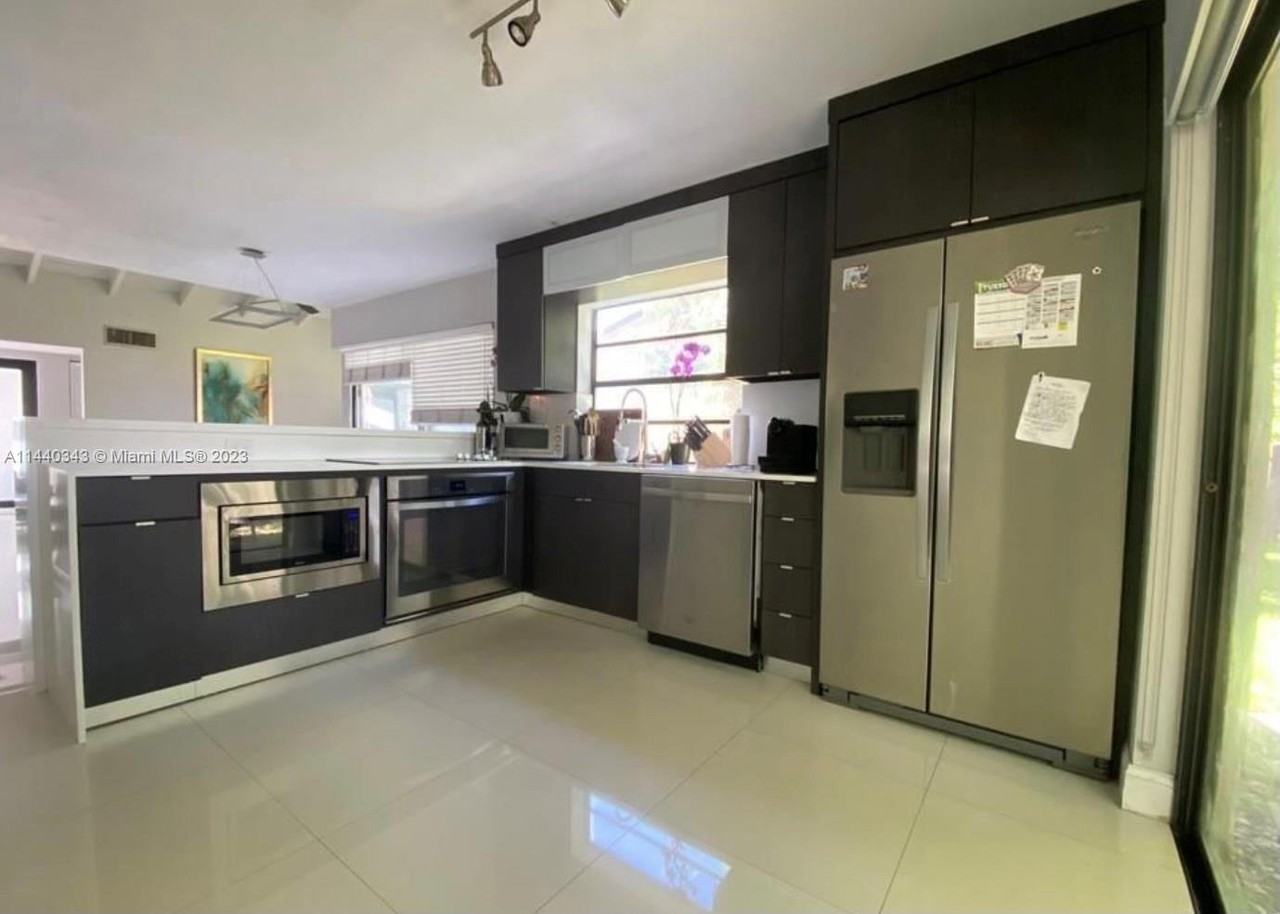 13564 Sw 108th Street Cir S - Photo 2 of 7